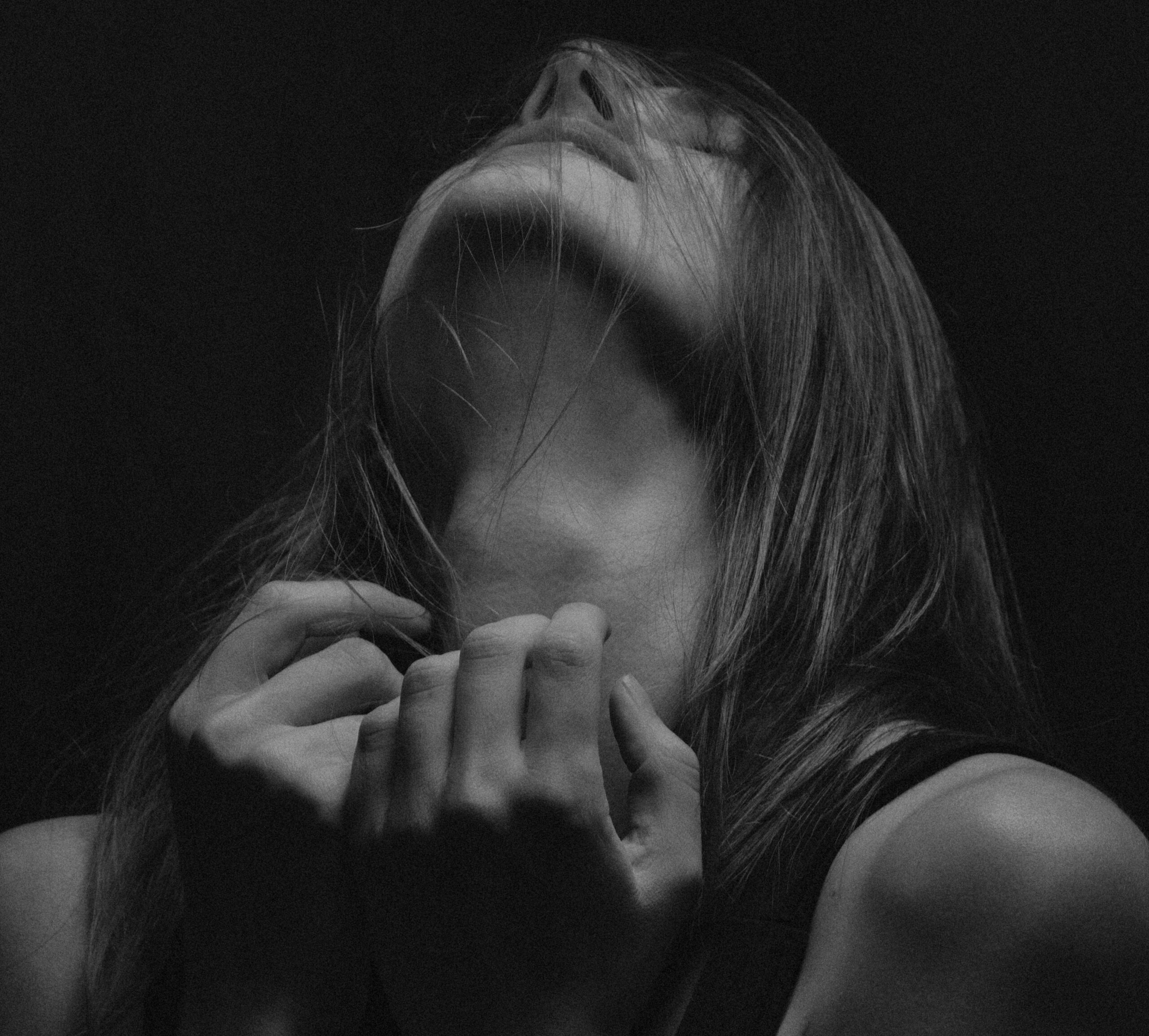 De par leur éducation : les femmes s'autorisent à s'écouter