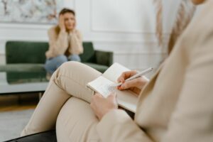 Coaching et thérapie en même temps : bonne ou mauvaise idée ?